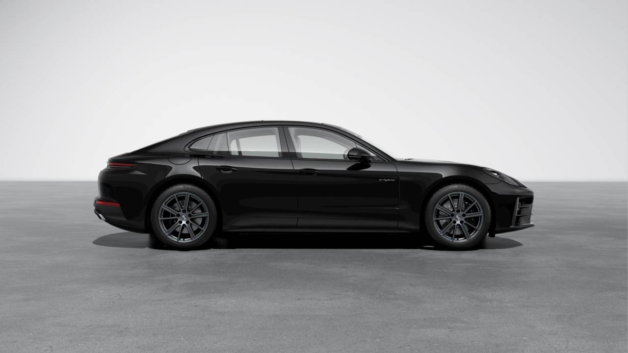 2026 Porsche Panamera 4 E-Hybrid