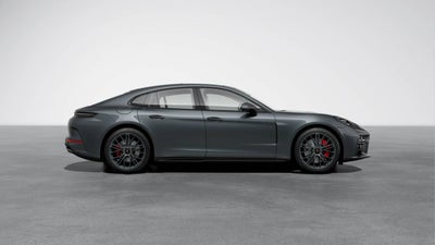 2026 Porsche Panamera GTS