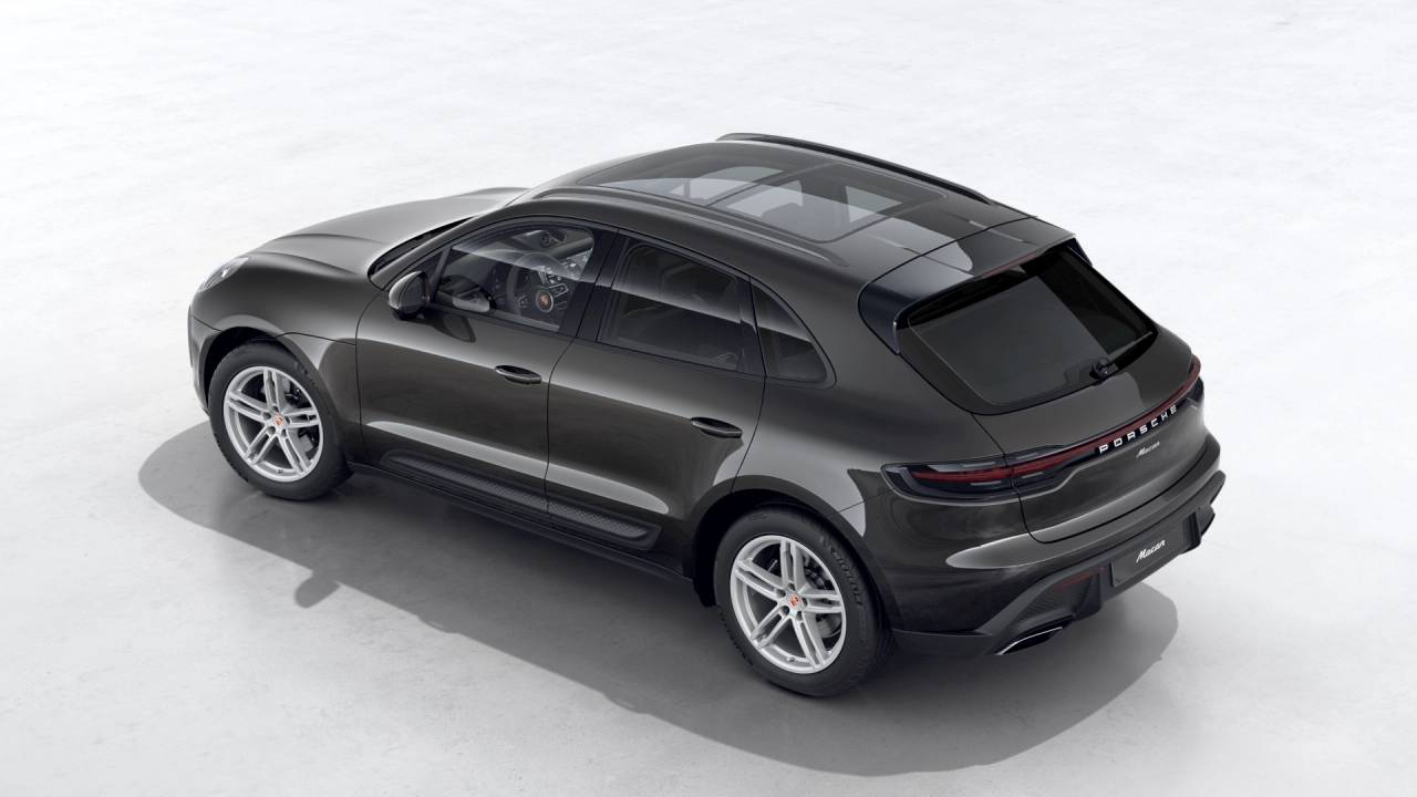 2026 Porsche Macan AWD