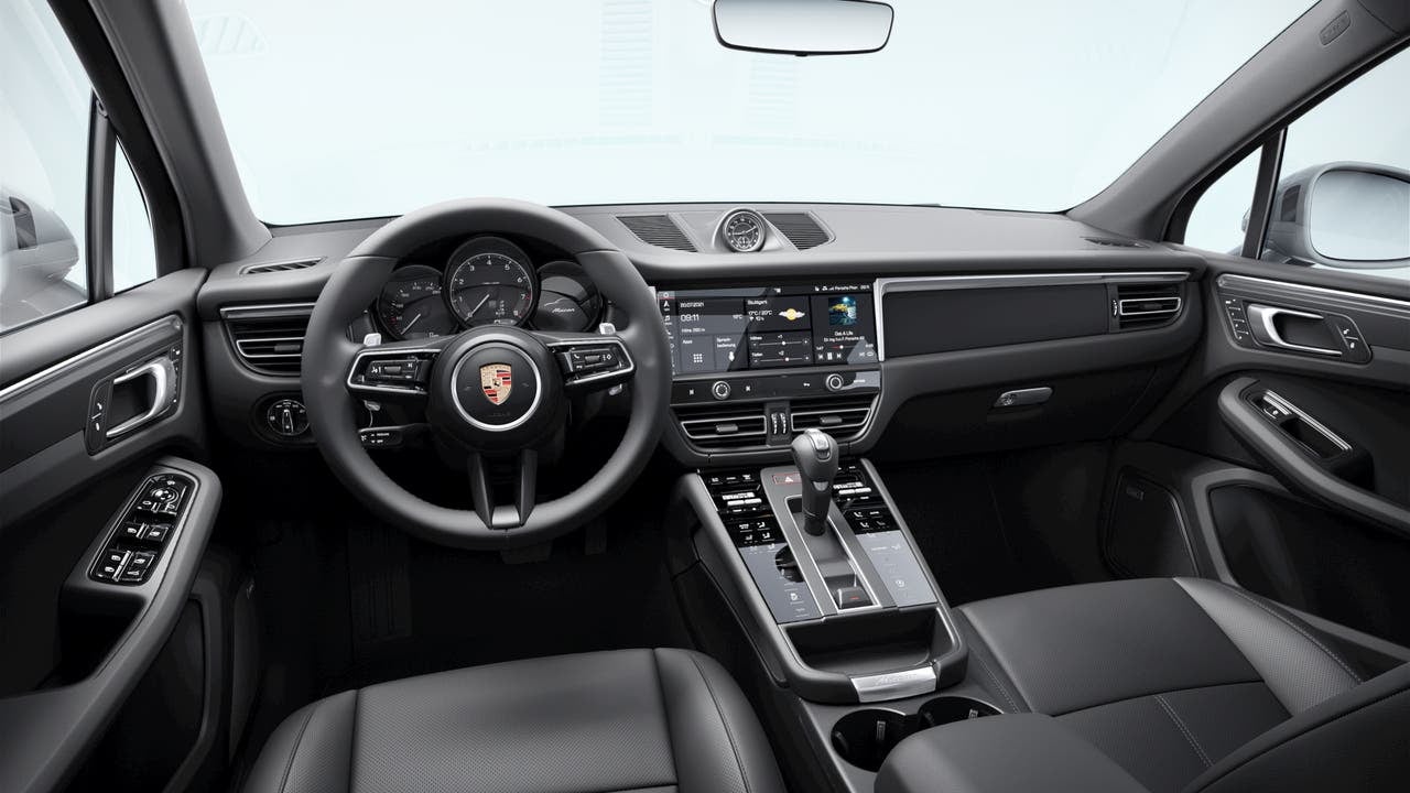 2026 Porsche Macan Base