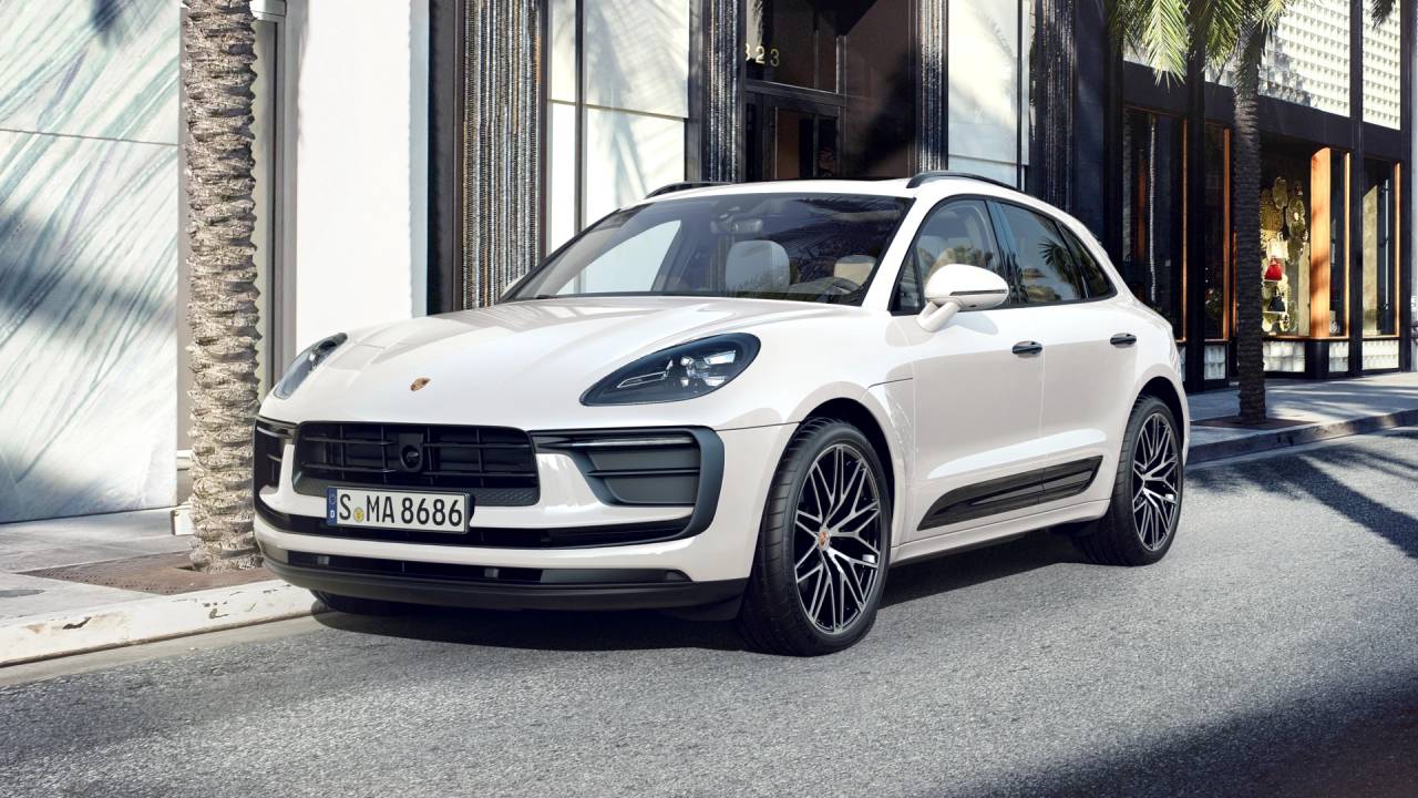 2026 Porsche Macan AWD