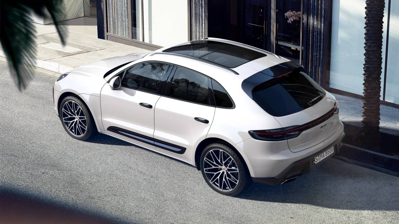 2026 Porsche Macan AWD