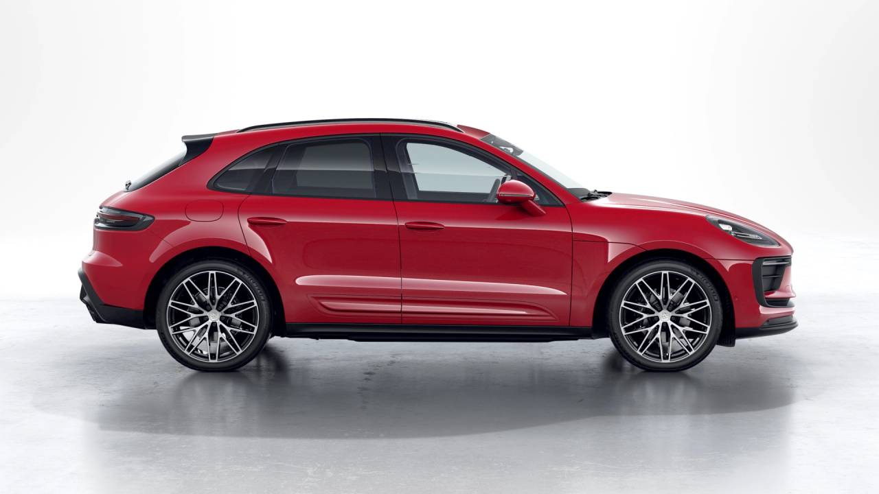 2026 Porsche Macan Base