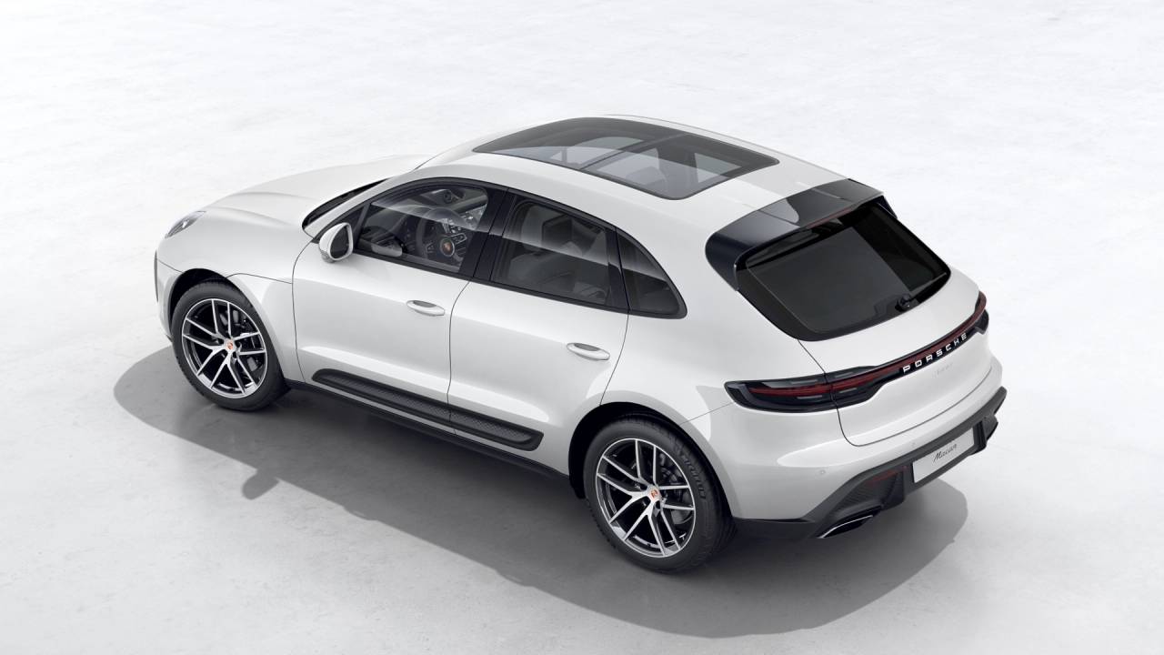 2026 Porsche Macan AWD