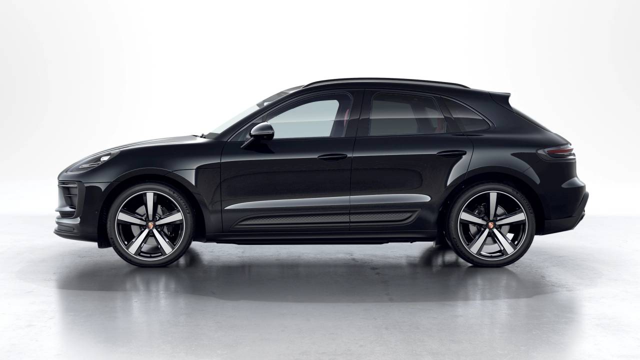 2026 Porsche Macan AWD