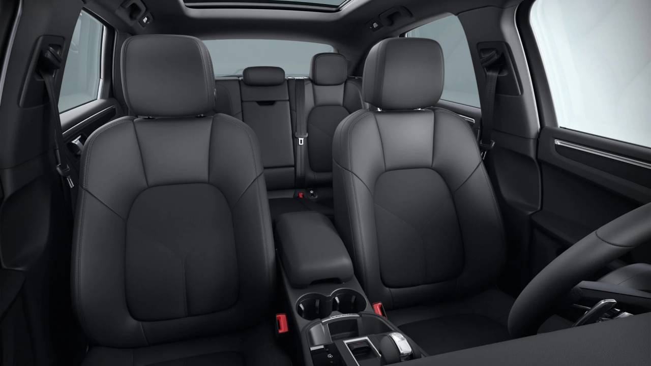 2026 Porsche Macan Base