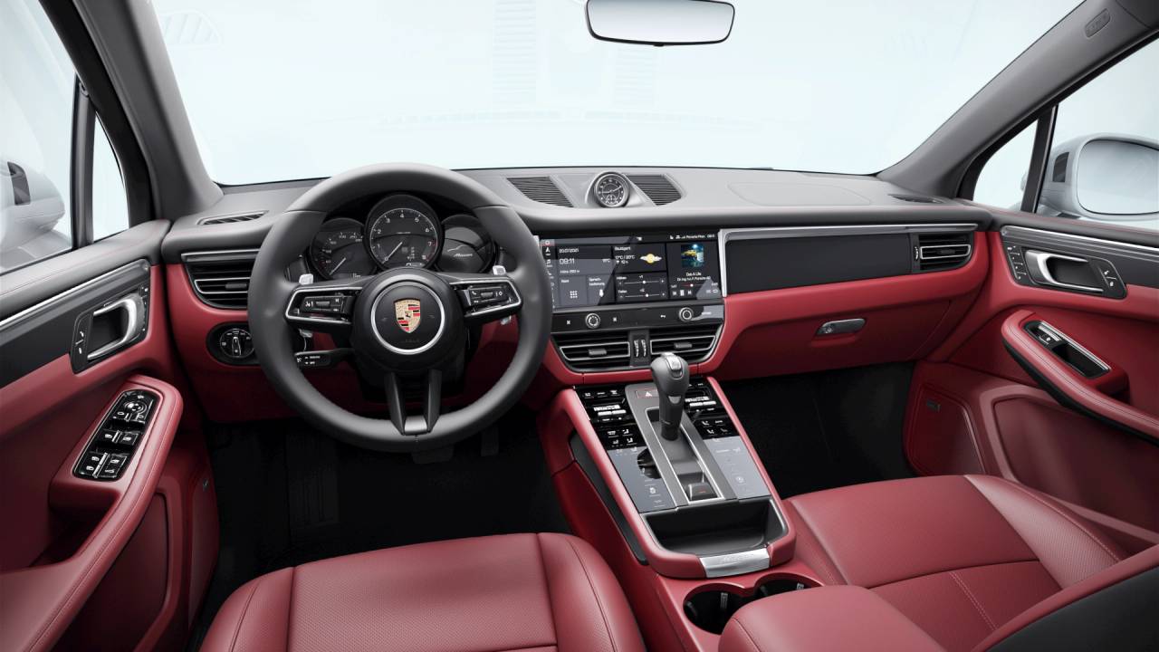 2026 Porsche Macan Base