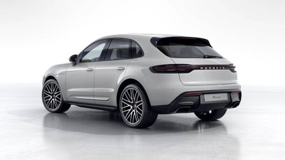 2026 Porsche Macan AWD