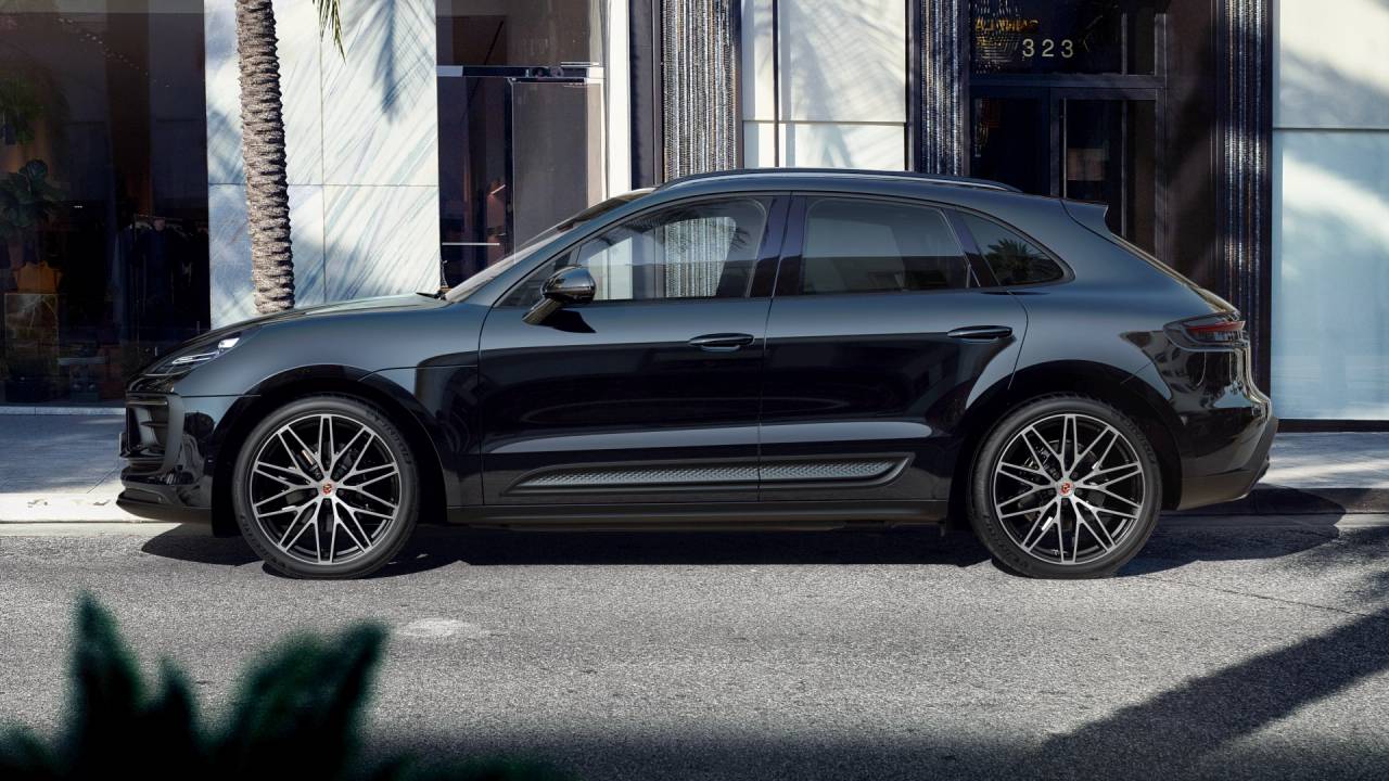 2026 Porsche Macan AWD
