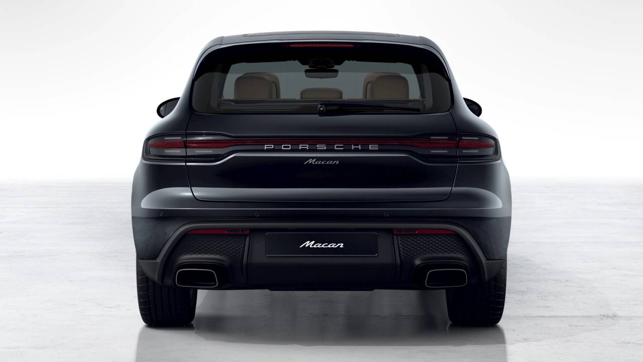2026 Porsche Macan AWD