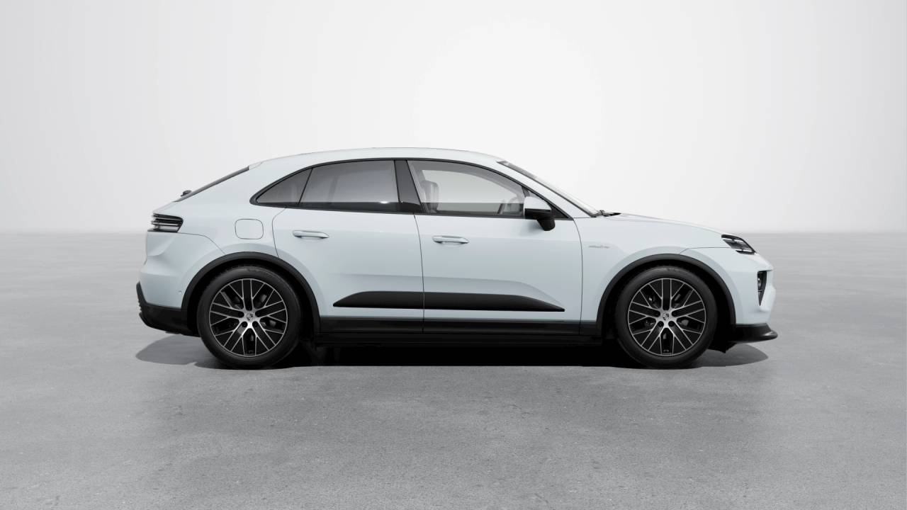 2026 Porsche Macan Electric 4