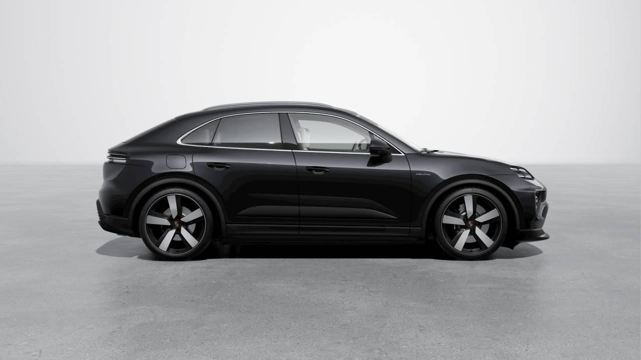 2026 Porsche Macan Electric 4S