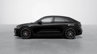 2026 Porsche Macan Electric 4S