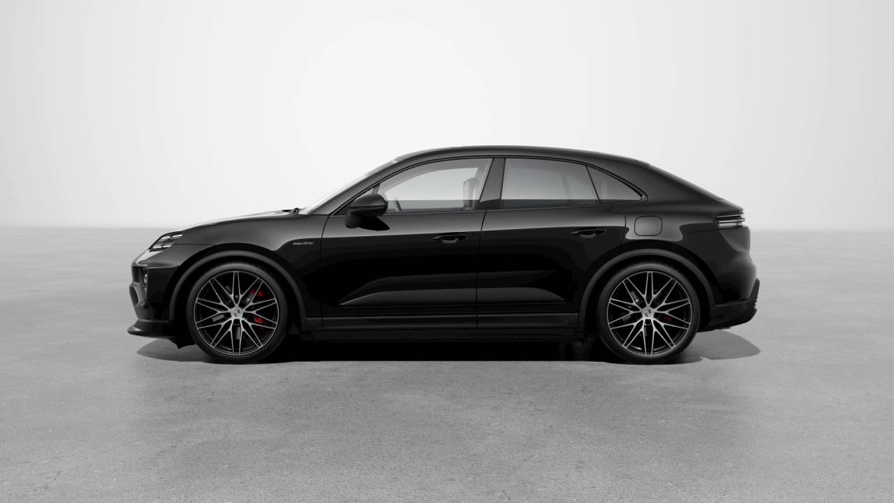 2026 Porsche Macan Electric 4S
