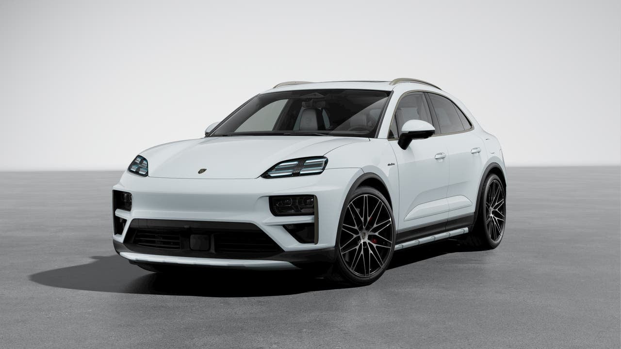 2026 Porsche Macan Macan Turbo Electric