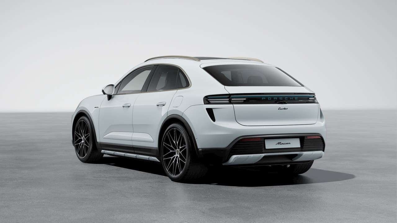 2026 Porsche Macan Macan Turbo Electric