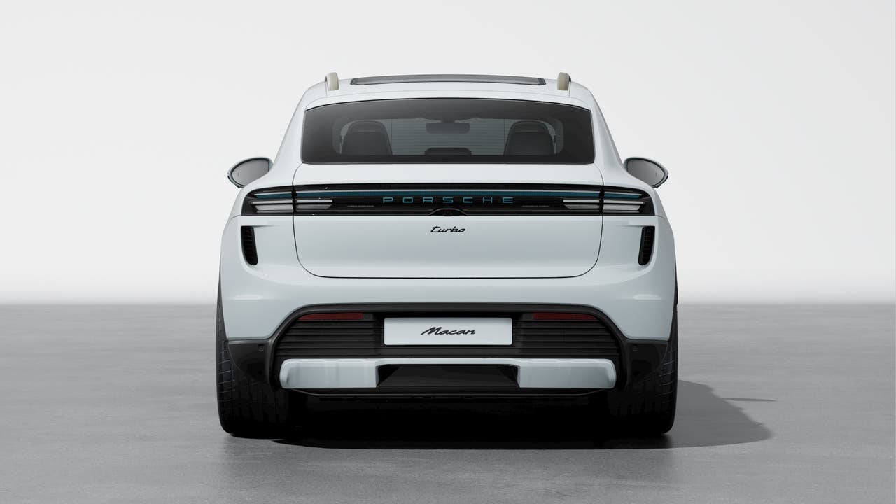 2026 Porsche Macan Macan Turbo Electric