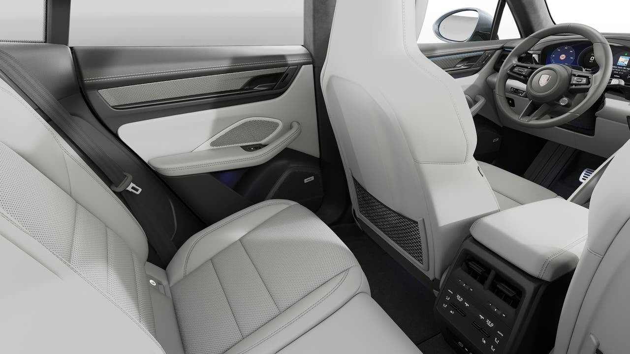 2026 Porsche Macan Macan Turbo Electric