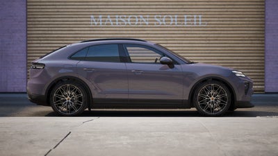 2026 Porsche Macan Macan Electric