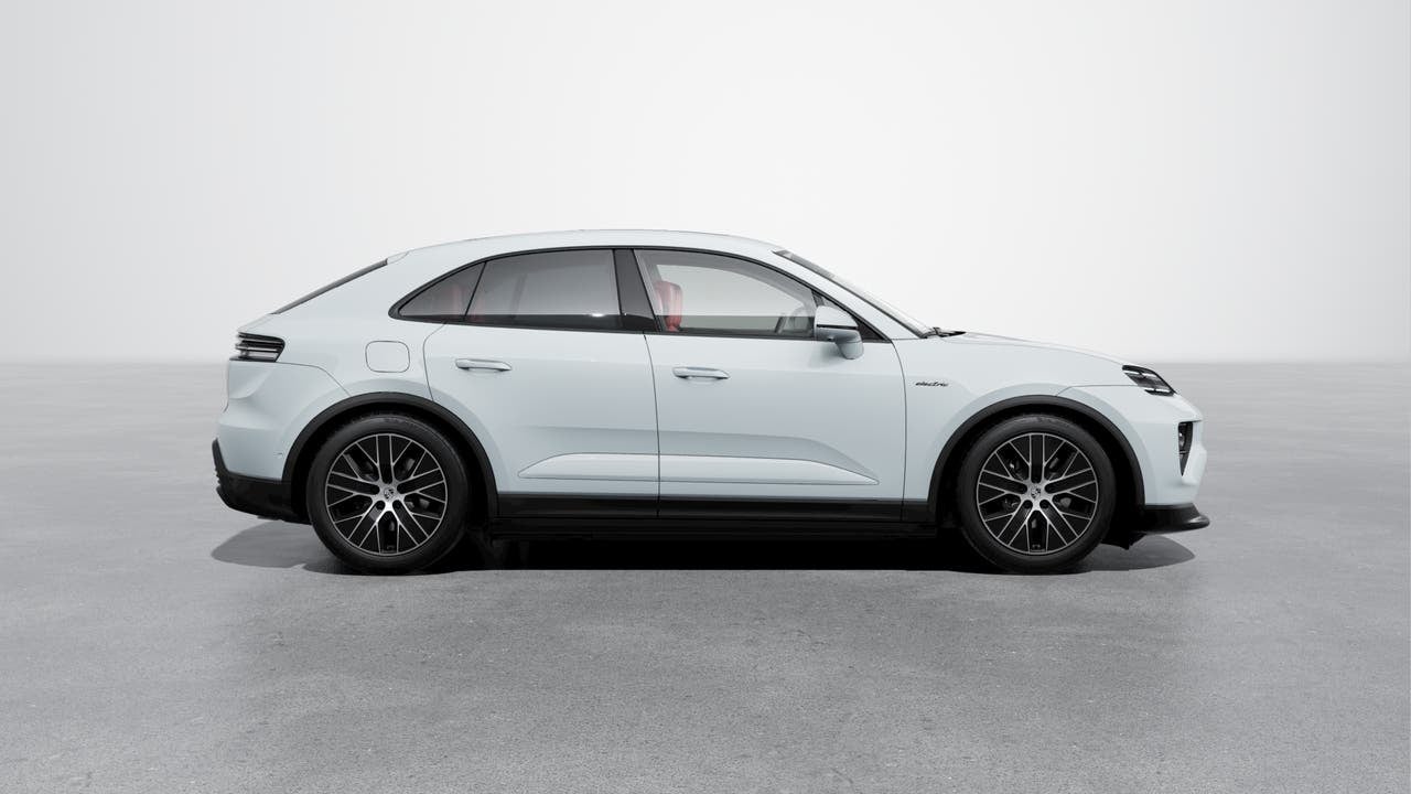 2026 Porsche Macan Macan Electric