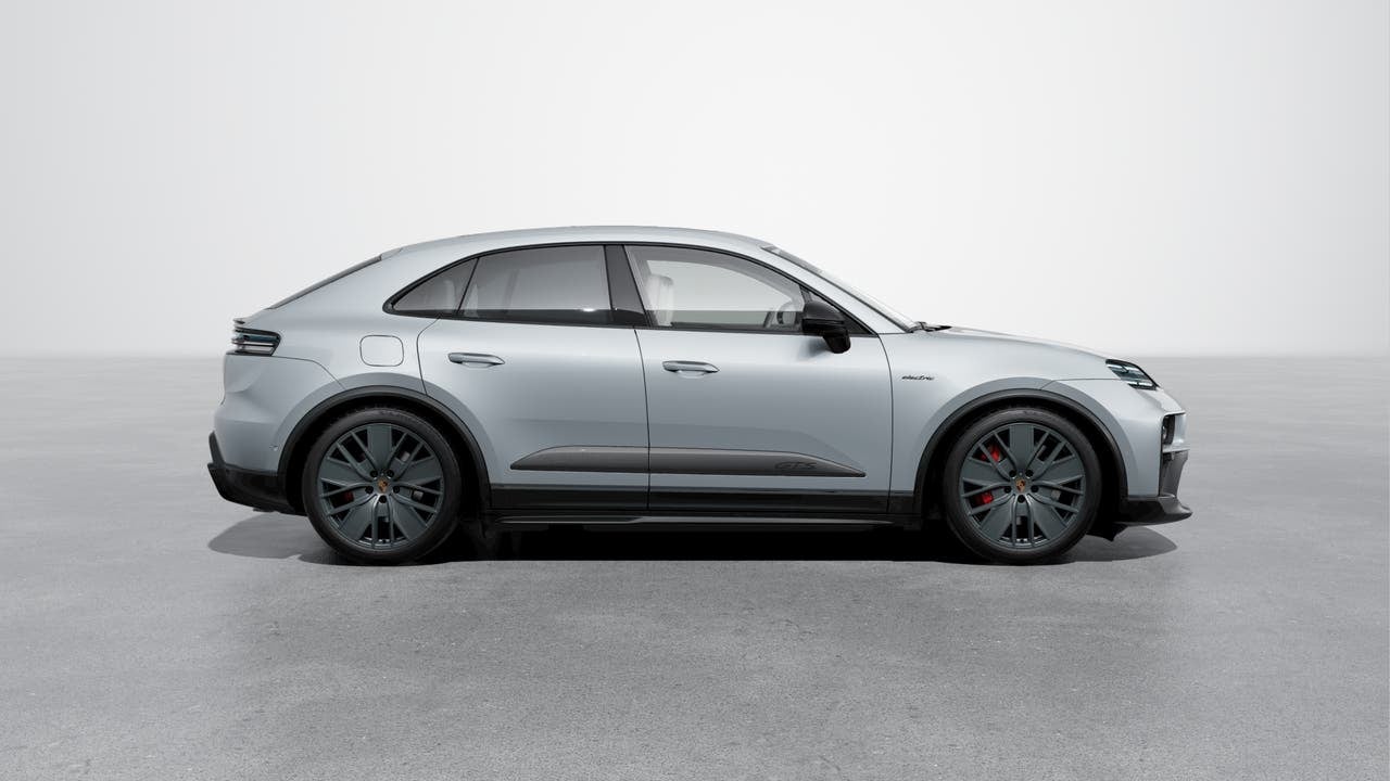 2026 Porsche Macan Macan GTS Electric