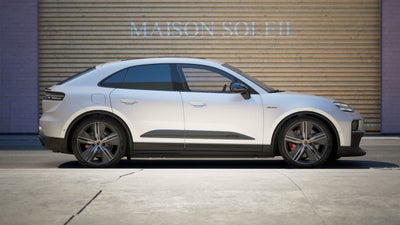 2027 Porsche Macan Macan GTS Electric
