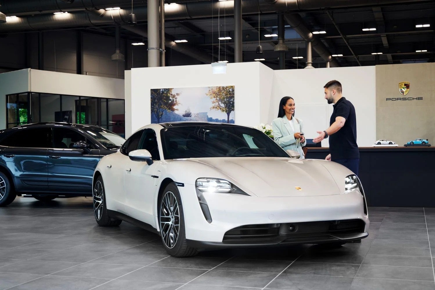 Porsche Drive Pickup